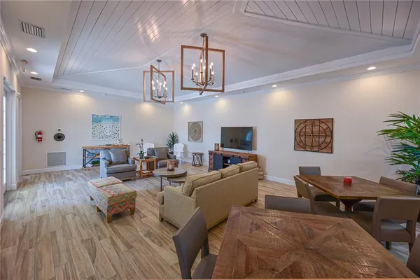 $5,400 | 8013 Clearwater Court, Sarasota, FL 34241