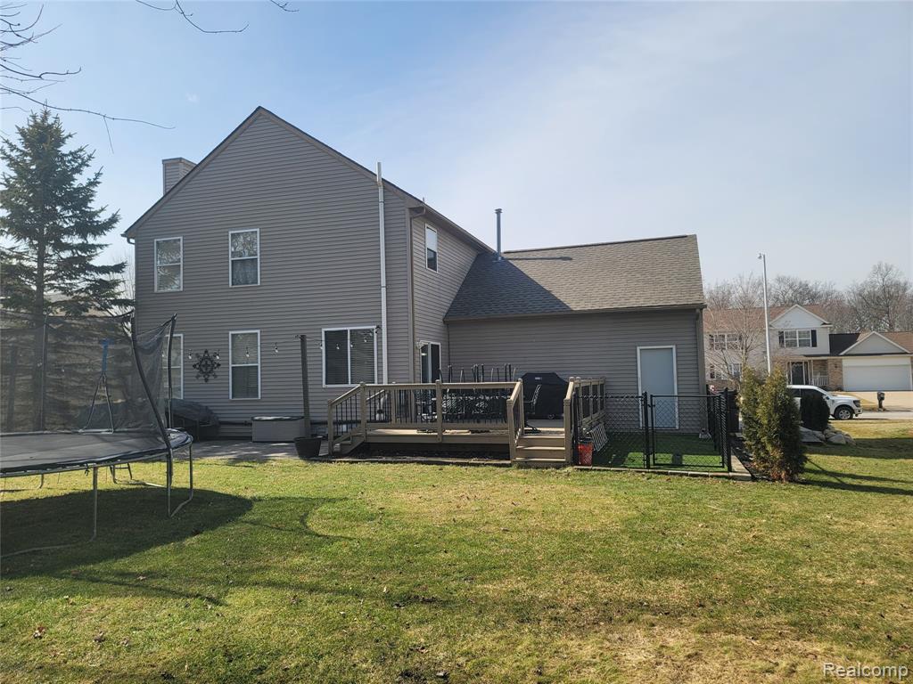 1816 Acorn Valley Drive Howell, MI 48855 - Photo 4 of 35