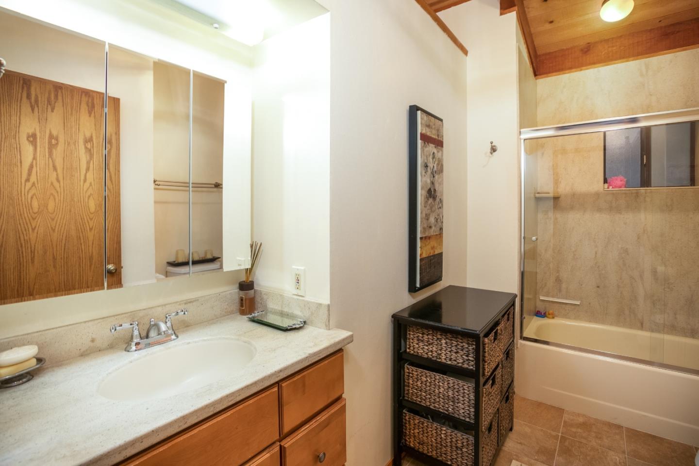 24075 Morrill Cutoff Road Los Gatos, CA 95033 - Photo 19 of 27 Gallery Image 19