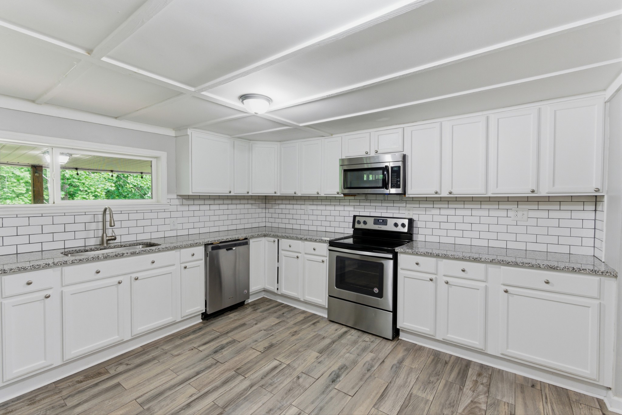 8836 West Sheepneck Road Mount Pleasant, TN 38474 - Photo 10 of 39
