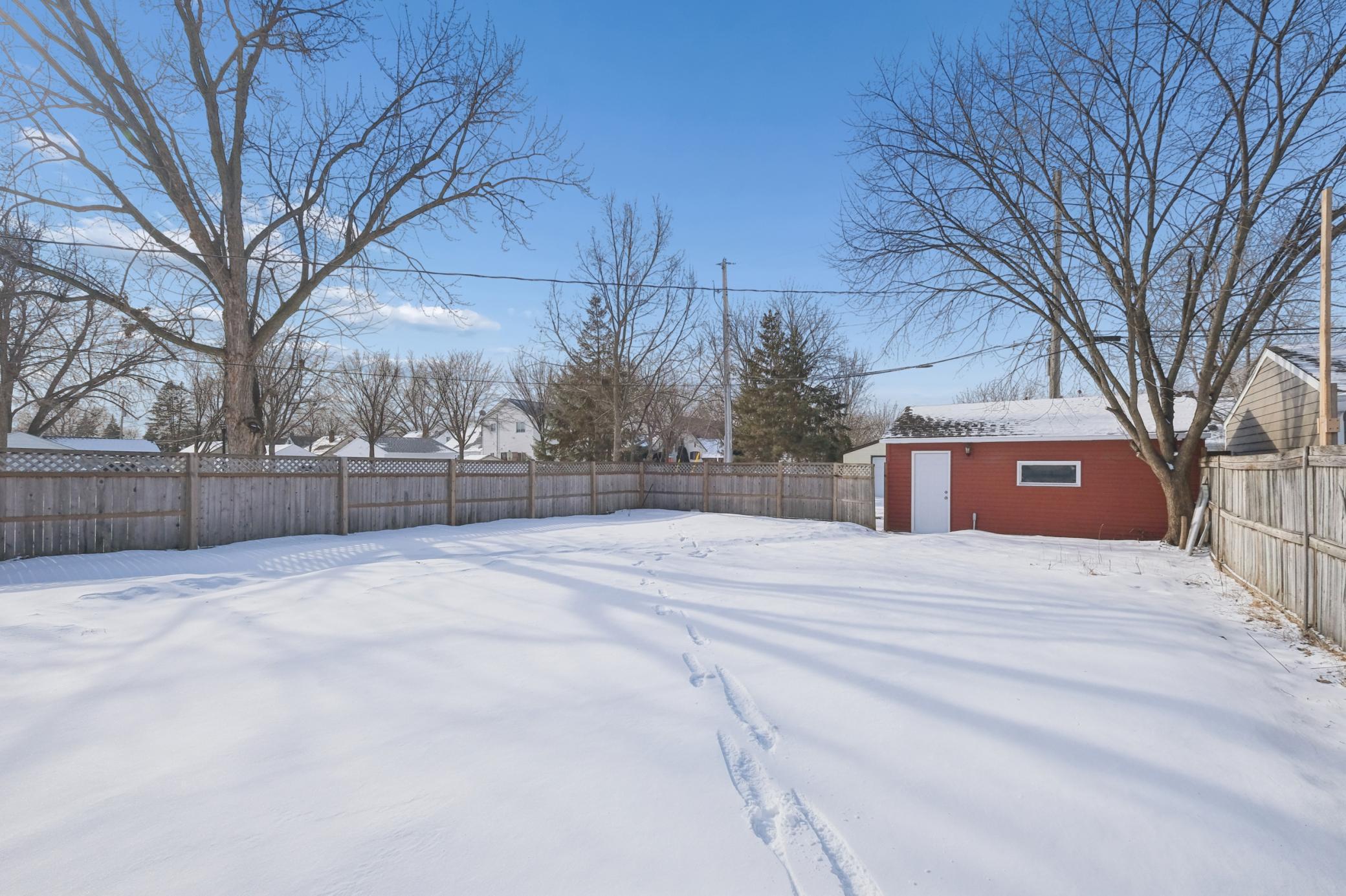 4905 Dupont Avenue North Minneapolis, MN 55430 - Photo 13 of 14