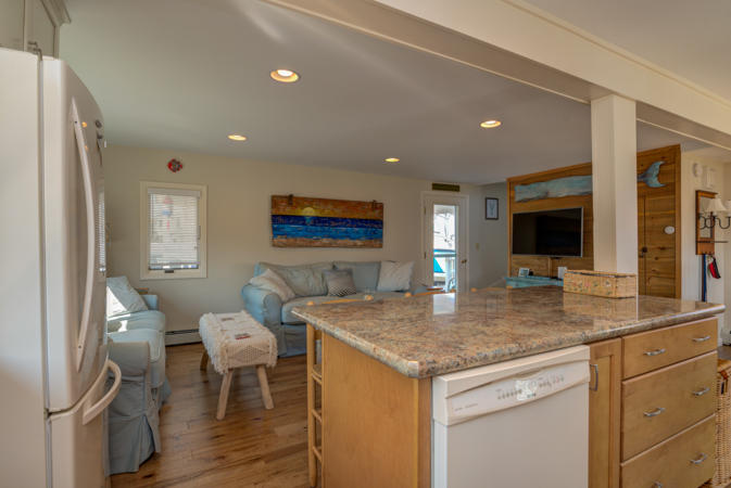 119 Hills Beach Road Biddeford, ME 04005 - Photo 5 of 52 119 Hills Beach Rd Biddeford, ME pic#5