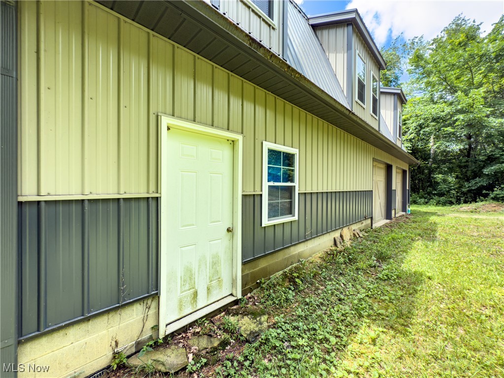 59900 Ramsey Ridge Road Jacobsburg, OH 43933 - Photo 10 of 35 View of property exterior