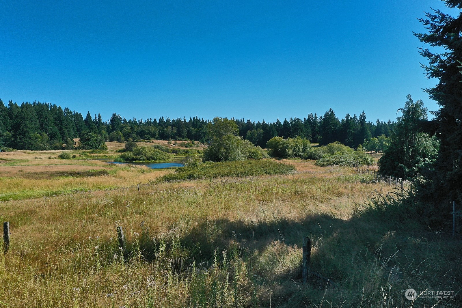 2 Turkey Hill Road Clinton, WA 98236 - Photo 5 of 23 Gallery Image 5