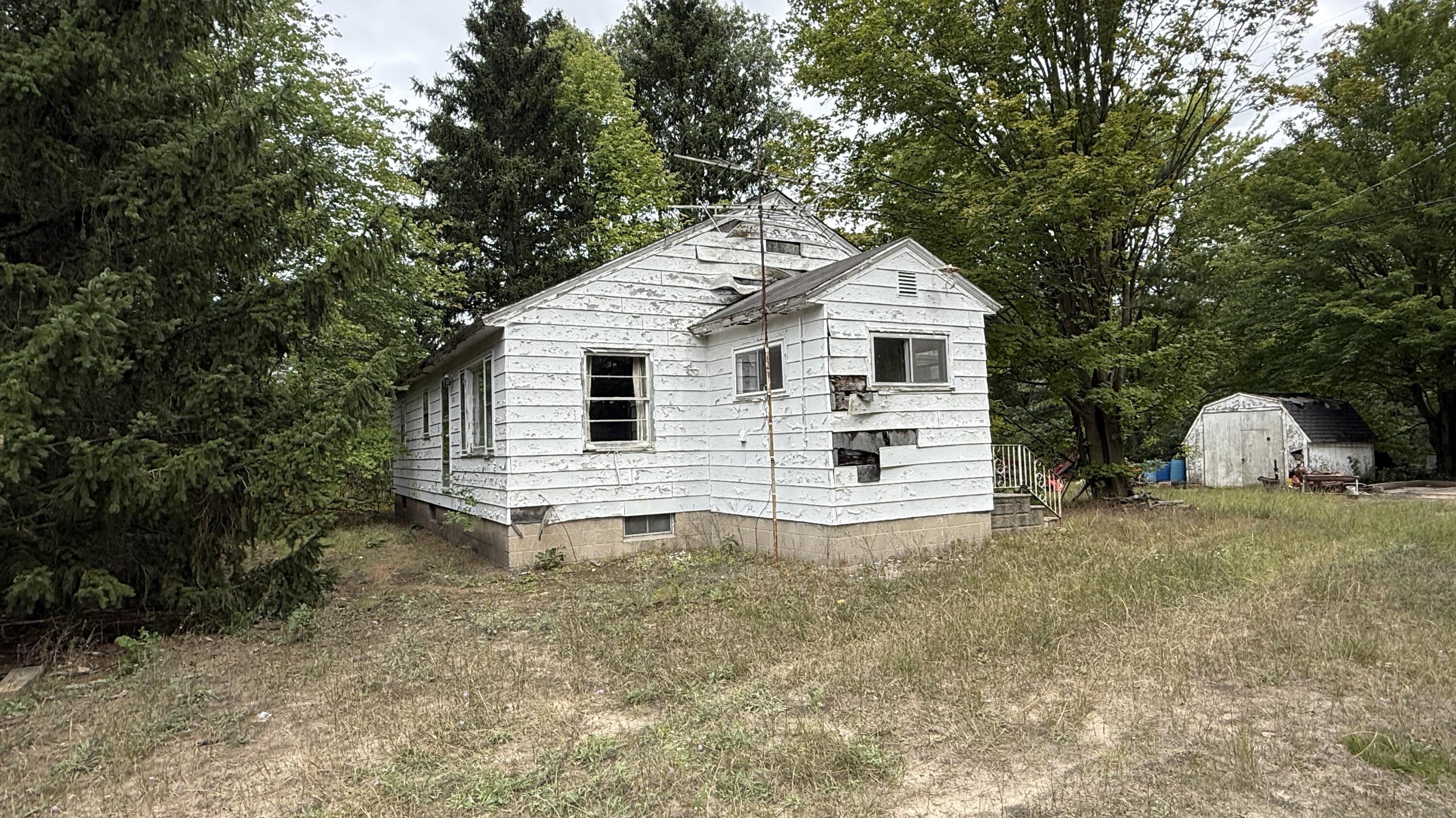 4154 South Sullivan Road Ravenna, MI 49451 - Photo 10 of 21 IMG_7068