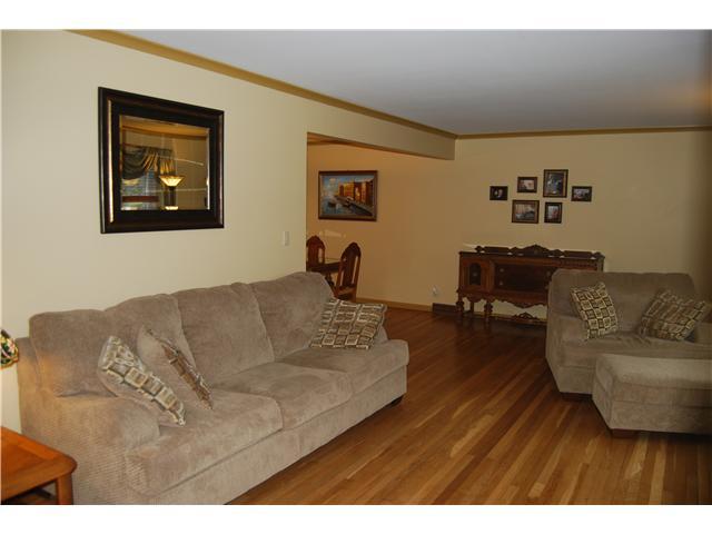 3770 Smiley Road Columbus, OH 43221 - Photo 7 of 22