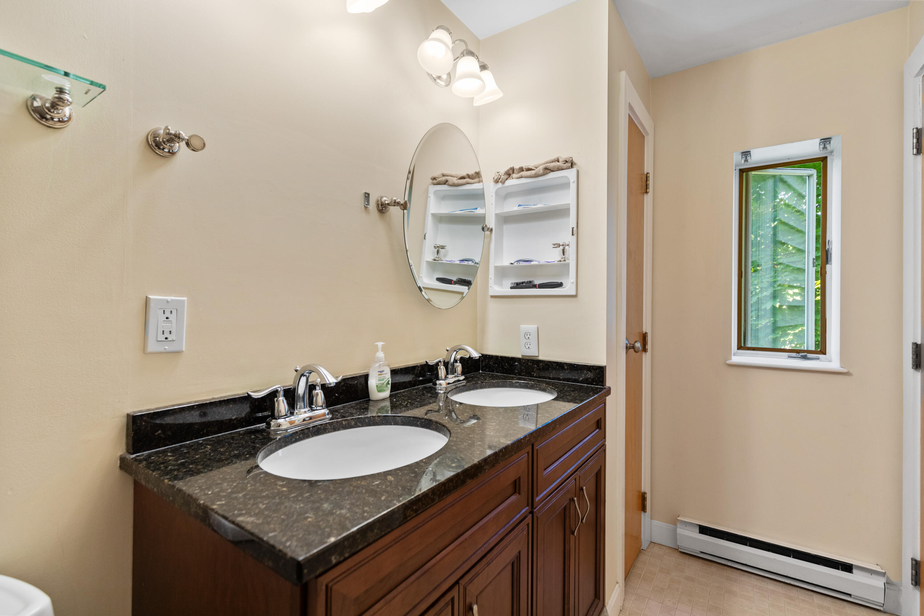 149 Fort Road, Unit 10 South Portland, ME 04106 - Photo 39 of 51 149 Fort Road #10 South Portland_028