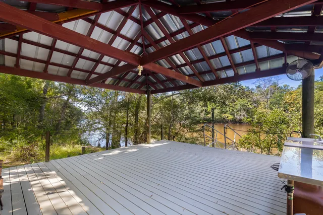 $850,000 | 7175 Parkers Ferry Road, Adams Run, SC 29426