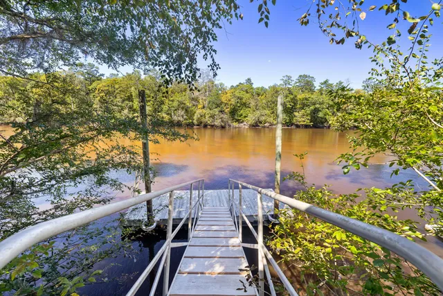 $850,000 | 7175 Parkers Ferry Road, Adams Run, SC 29426