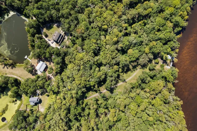 $850,000 | 7175 Parkers Ferry Road, Adams Run, SC 29426