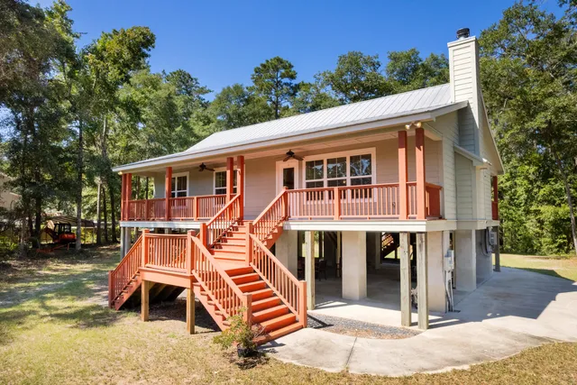 $850,000 | 7175 Parkers Ferry Road, Adams Run, SC 29426