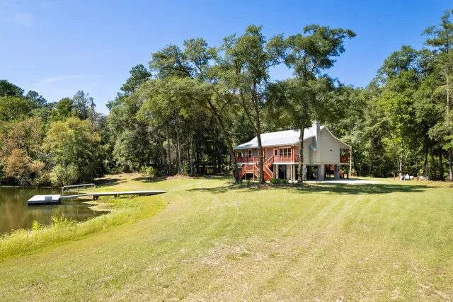 $850,000 | 7175 Parkers Ferry Road, Adams Run, SC 29426