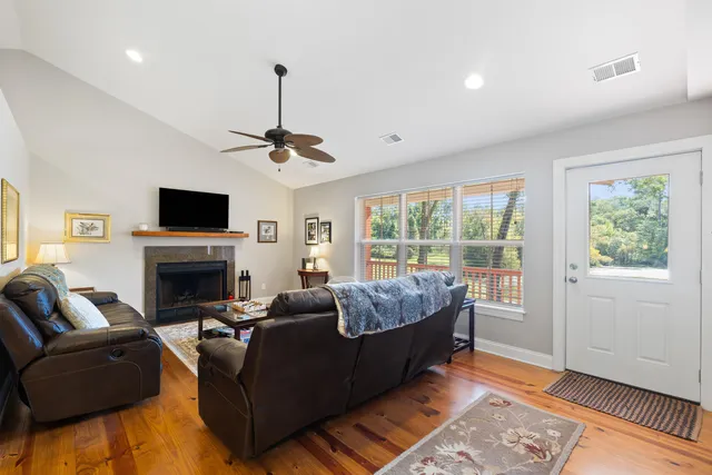 $850,000 | 7175 Parkers Ferry Road, Adams Run, SC 29426