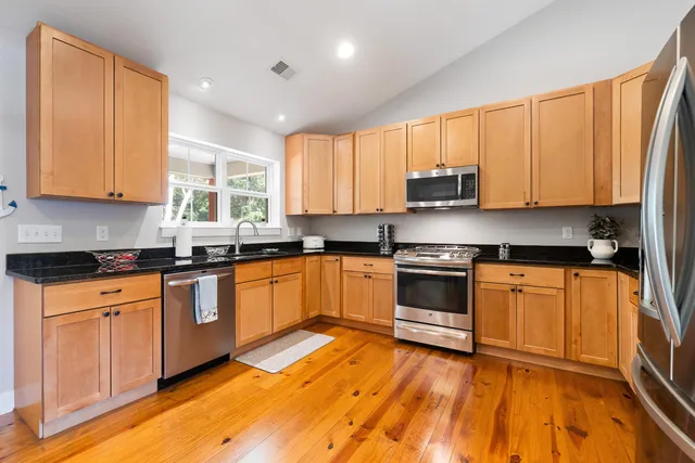 $850,000 | 7175 Parkers Ferry Road, Adams Run, SC 29426