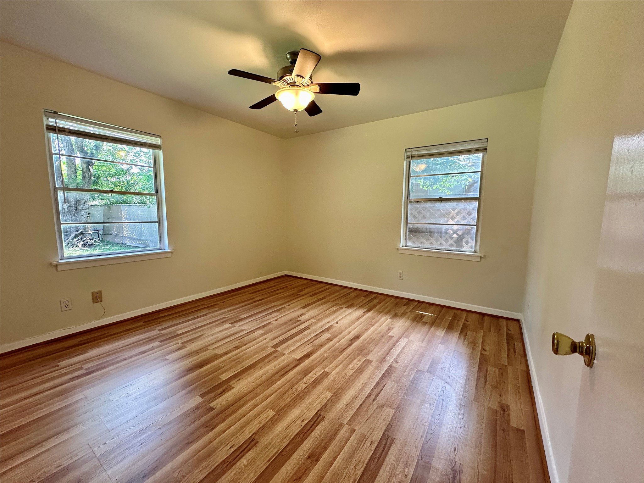 5720 Parwill Street, Unit 1 Houston, TX 77081 - Photo 8 of 17
