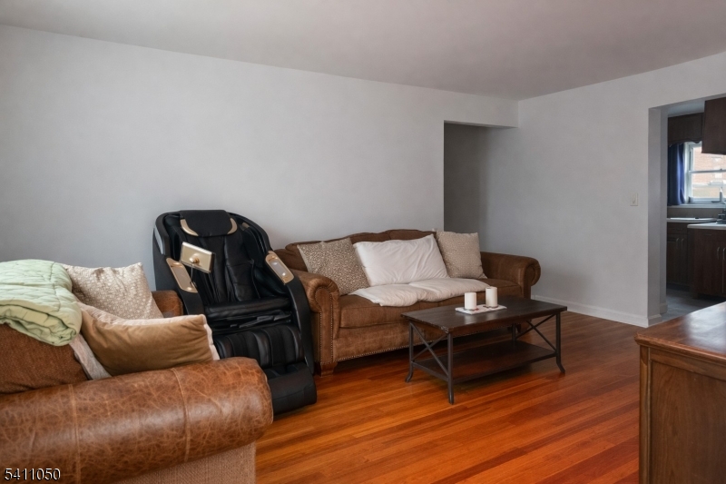 296 Esplanade, Unit 27 Maywood, NJ 07607 - Photo 4 of 8