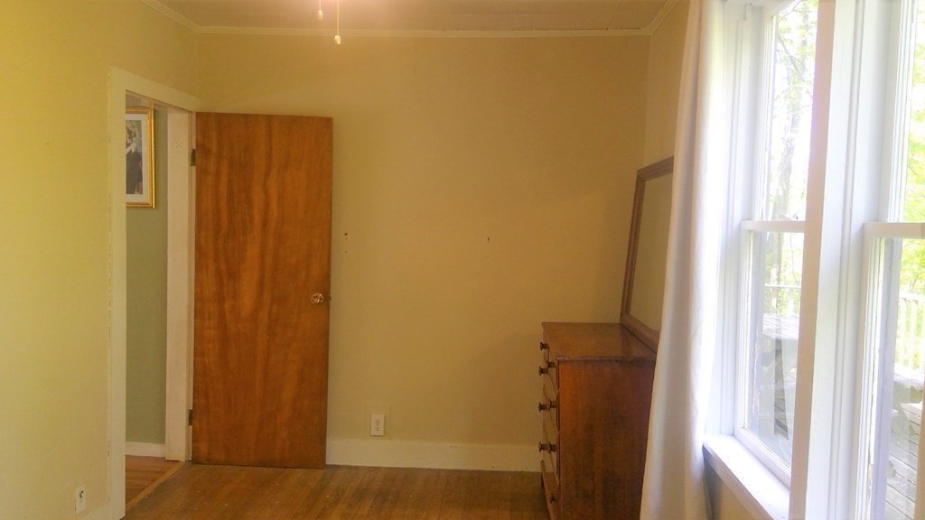 20 Frankton Road Shelburne, MA 01370 - Photo 22 of 41 a bathroom with a shower