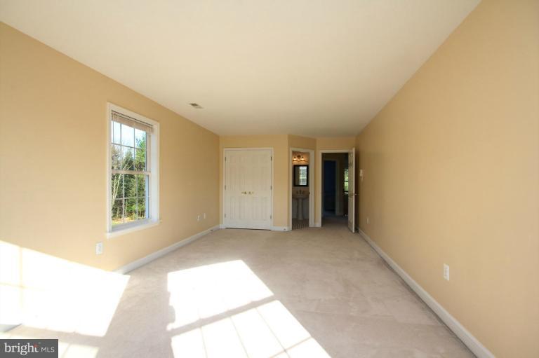 10751 Easterday Road Myersville, MD 21773 - Photo 15 of 27 2nd MASTER BEDROOM