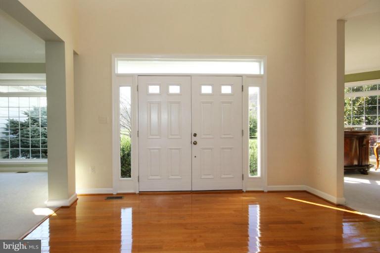10751 Easterday Road Myersville, MD 21773 - Photo 3 of 27 ENTRY FOYER