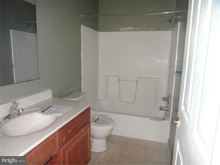 207 North Sandy Lane Sinking Spring, PA 19608 - Photo 13 of 14 Gallery Image 13
