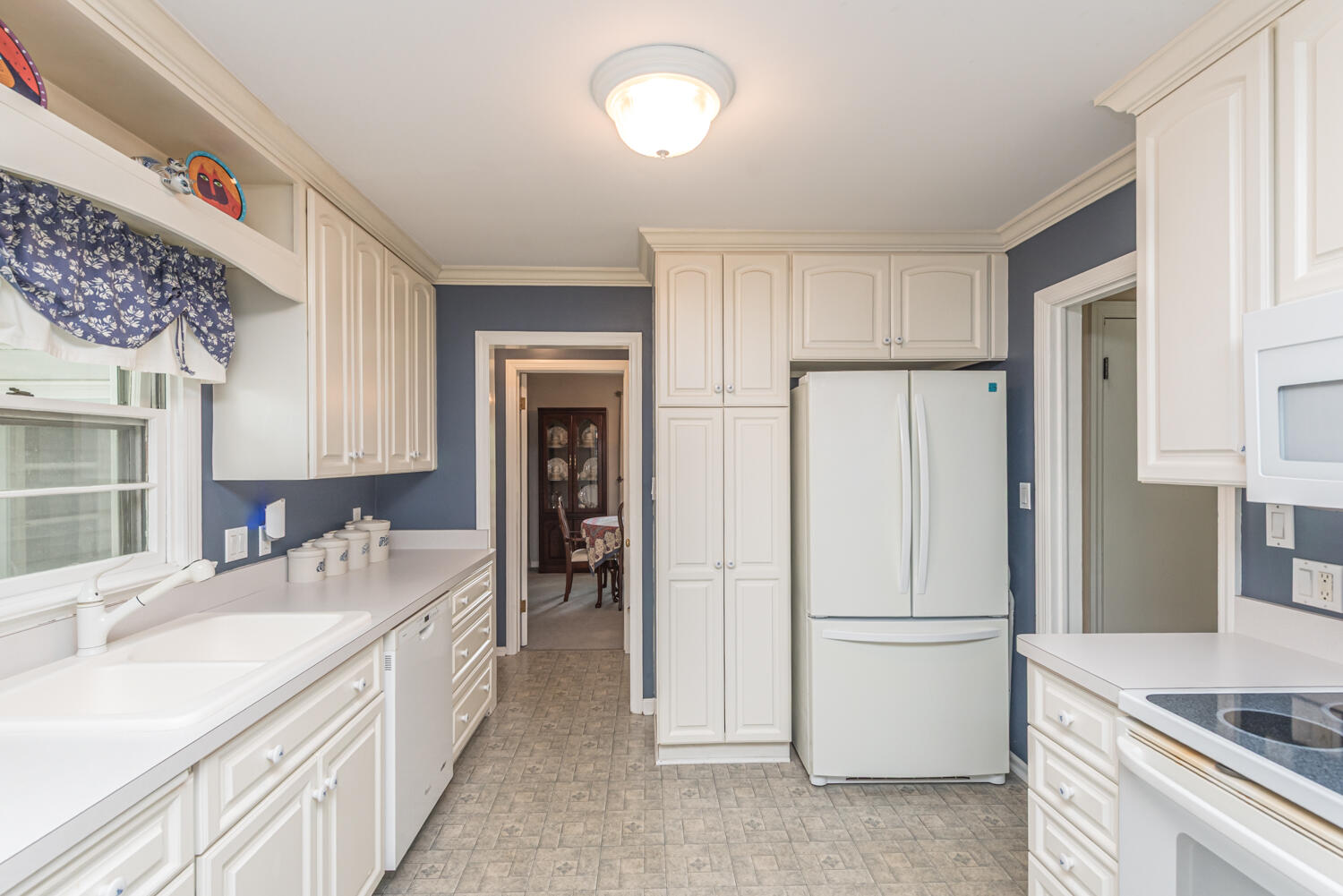 719 Sunset Road Ann Arbor, MI 48103 - Photo 18 of 65 Kitchen