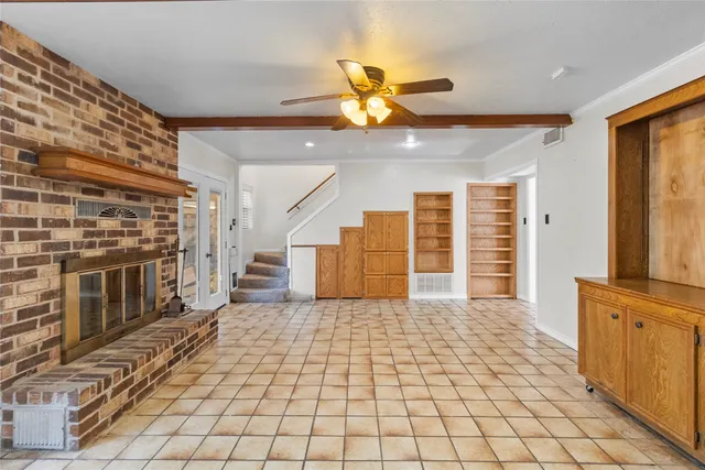 a view of a livingroom with a fireplace
