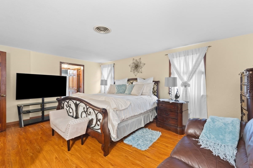 47 Fairbanks Road Raynham, MA 02767 - Photo 31 of 42 Gallery Image 31