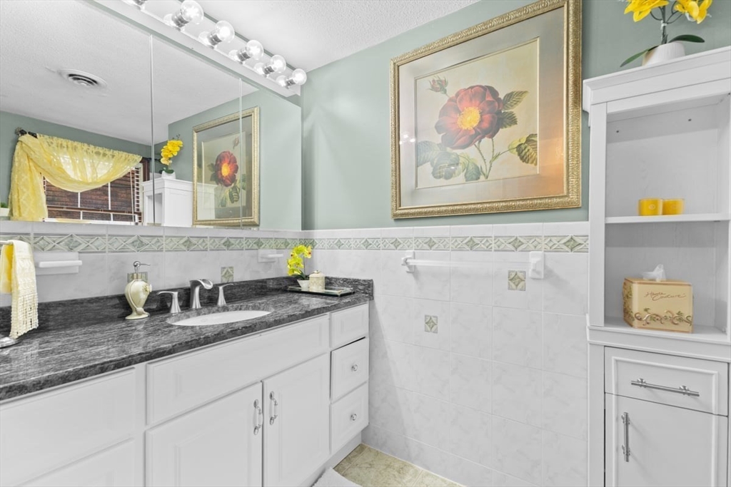 47 Fairbanks Road Raynham, MA 02767 - Photo 32 of 42 Gallery Image 32