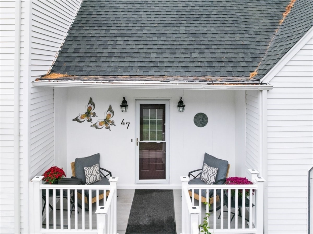 47 Fairbanks Road Raynham, MA 02767 - Photo 5 of 42 Gallery Image 5