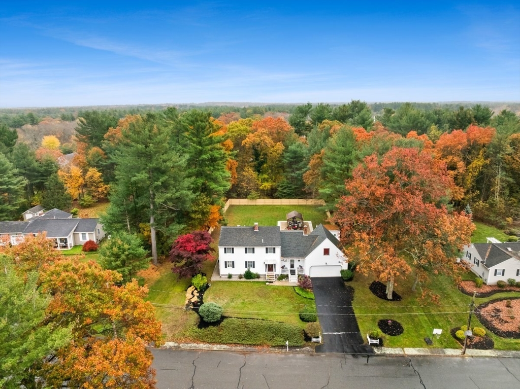 47 Fairbanks Road Raynham, MA 02767 - Photo 6 of 42 Gallery Image 6