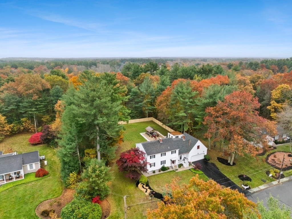 47 Fairbanks Road Raynham, MA 02767 - Photo 7 of 42 Gallery Image 7