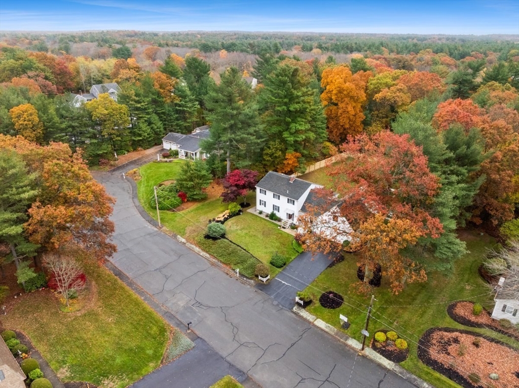 47 Fairbanks Road Raynham, MA 02767 - Photo 8 of 42 Gallery Image 8