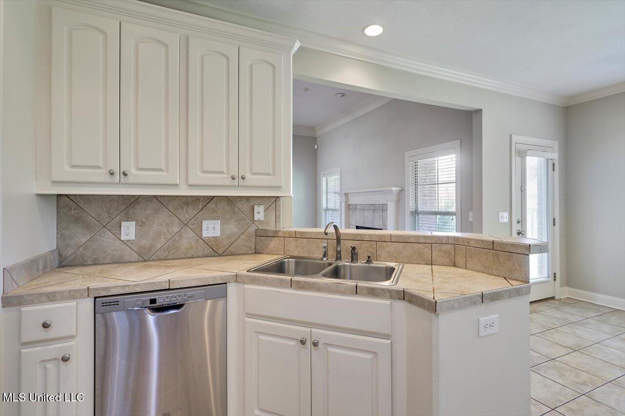 119 Turtle Ridge Drive Brandon, MS 39047 - Photo 10 of 33 IMG_7308
