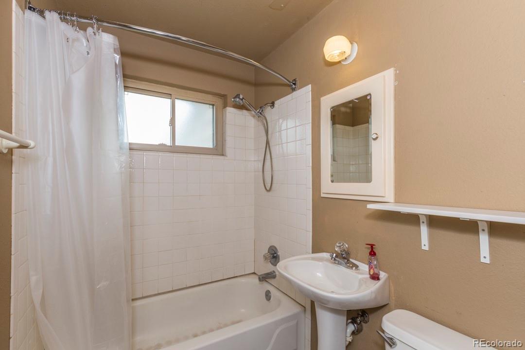 4040 Moore Street Wheat Ridge, CO 80033 - Photo 20 of 29 Gallery Image 20