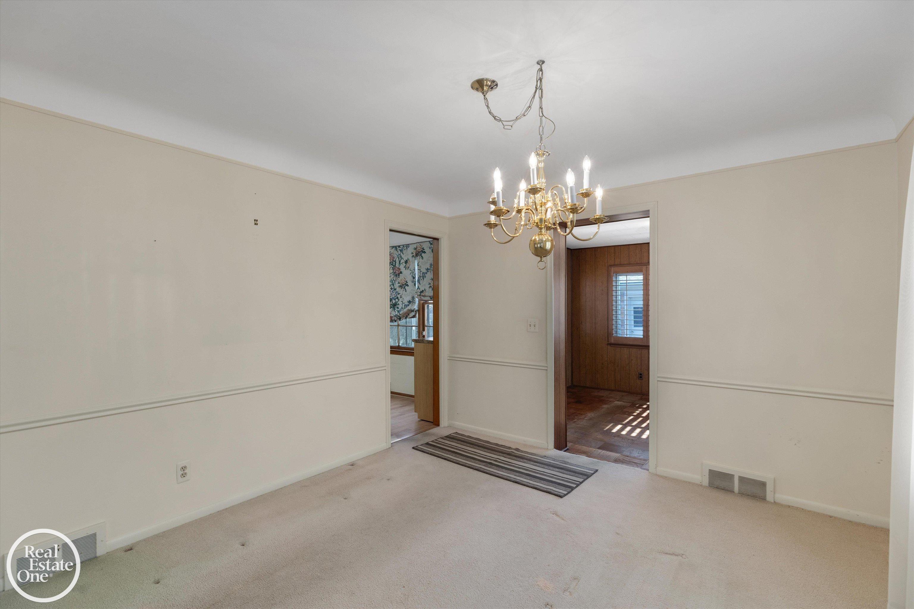 785 Barrington Road Grosse Pointe Park, MI 48215 - Photo 10 of 40