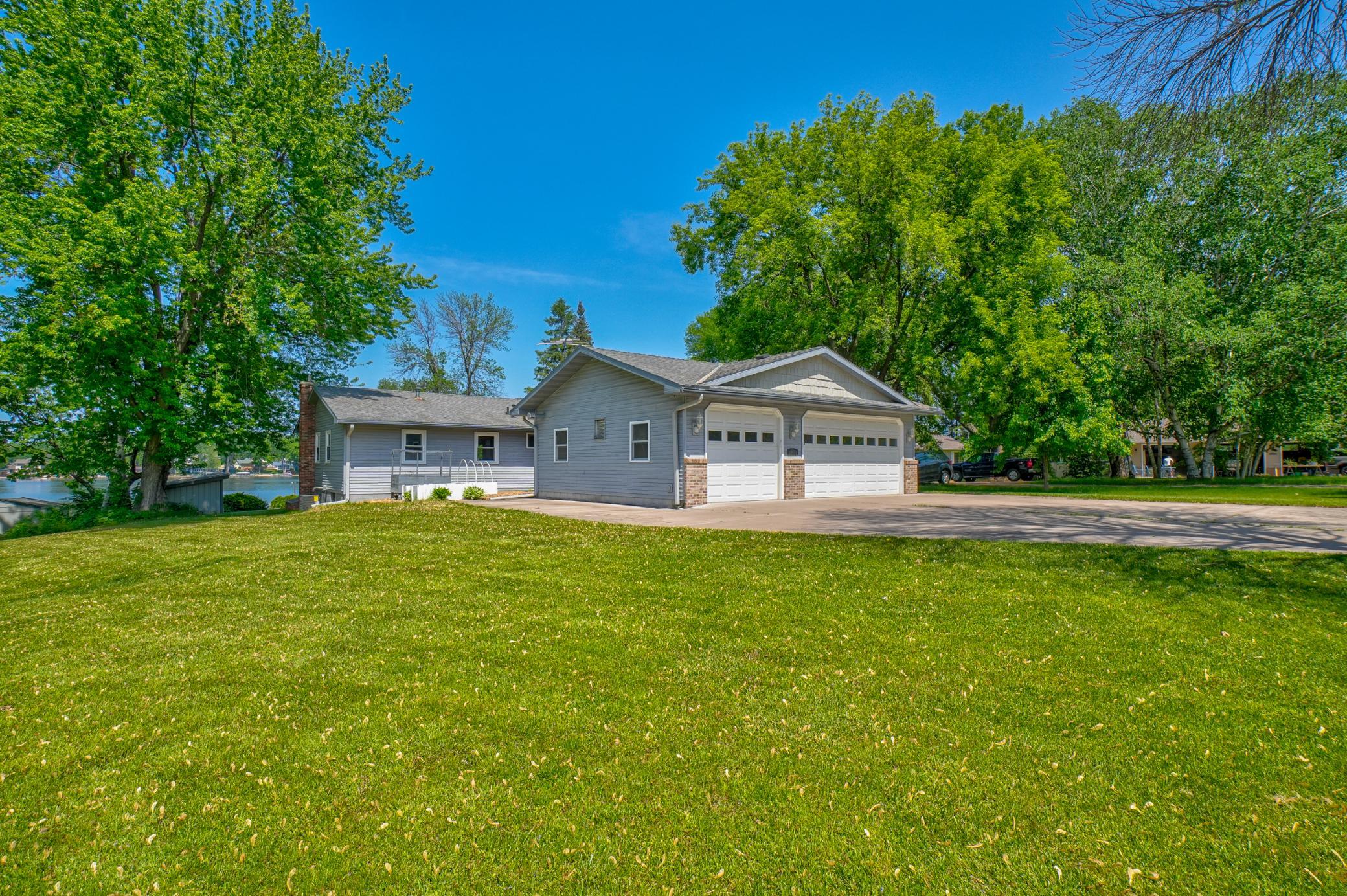 29645 Neal Avenue Lindstrom, MN 55045 - Photo 2 of 26