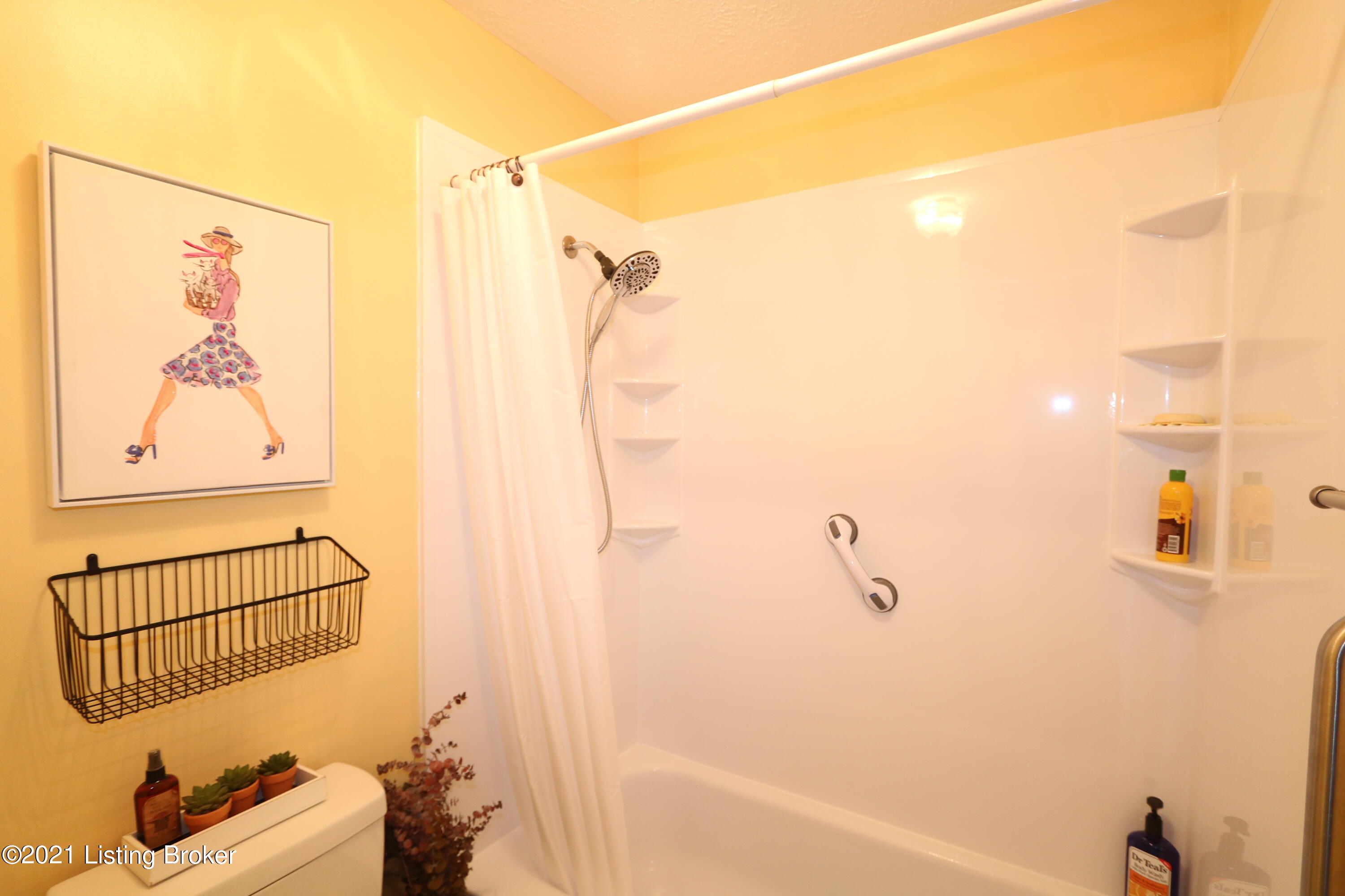256 Moser Road Louisville, KY 40223 - Photo 25 of 25 IMG_7613