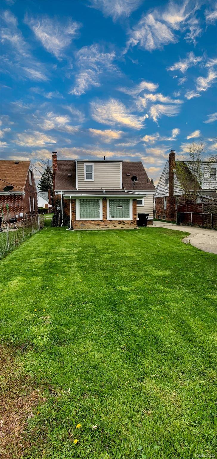 11615 Roxbury Street Detroit, MI 48224 - Photo 2 of 21 Roxbury Rear View.jpg