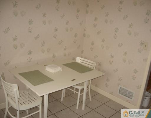 4 Ranger Road East Brunswick, NJ 08816 - Photo 9 of 10 Gallery Image 9