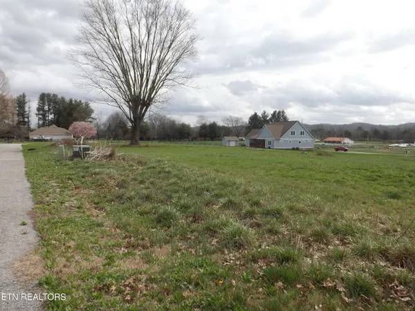 $49,900 | 132 Auggie Belle Lane, Speedwell, TN 37870