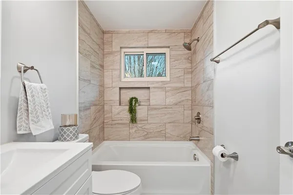 $264,900 | 408 Highview Street, Latrobe, PA 15650