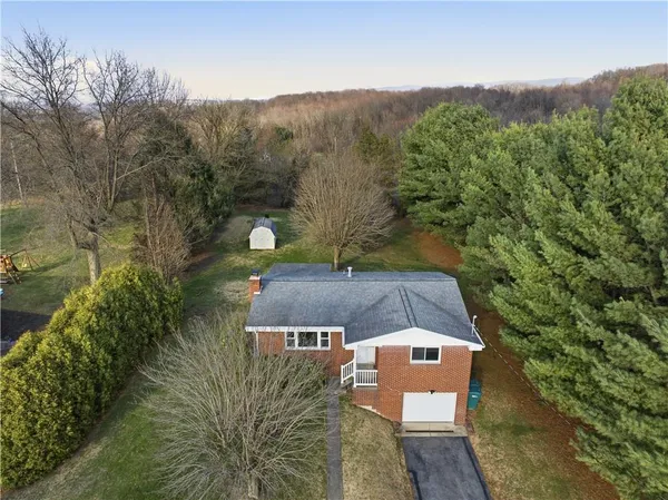 $264,900 | 408 Highview Street, Latrobe, PA 15650