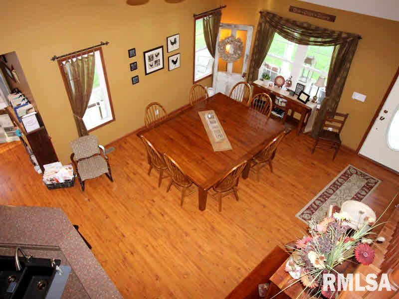 8883 East Dix-Irvington Road Dix, IL 62830 - Photo 14 of 36 Gallery Image 14