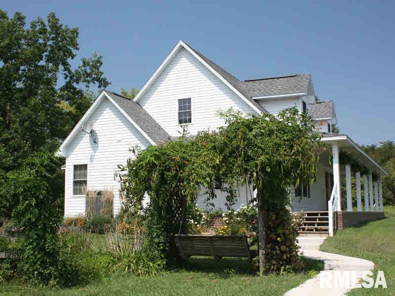 8883 East Dix-Irvington Road Dix, IL 62830 - Photo 3 of 36 Gallery Image 3