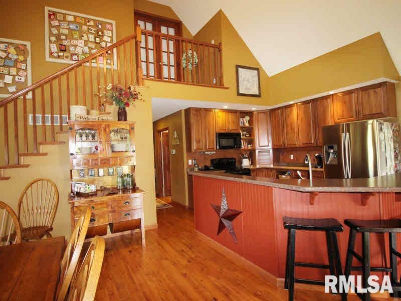 8883 East Dix-Irvington Road Dix, IL 62830 - Photo 10 of 36 Gallery Image 10