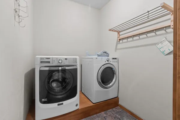 $599,900 | 4841 North Canvasback Circle, Appleton, WI 54913