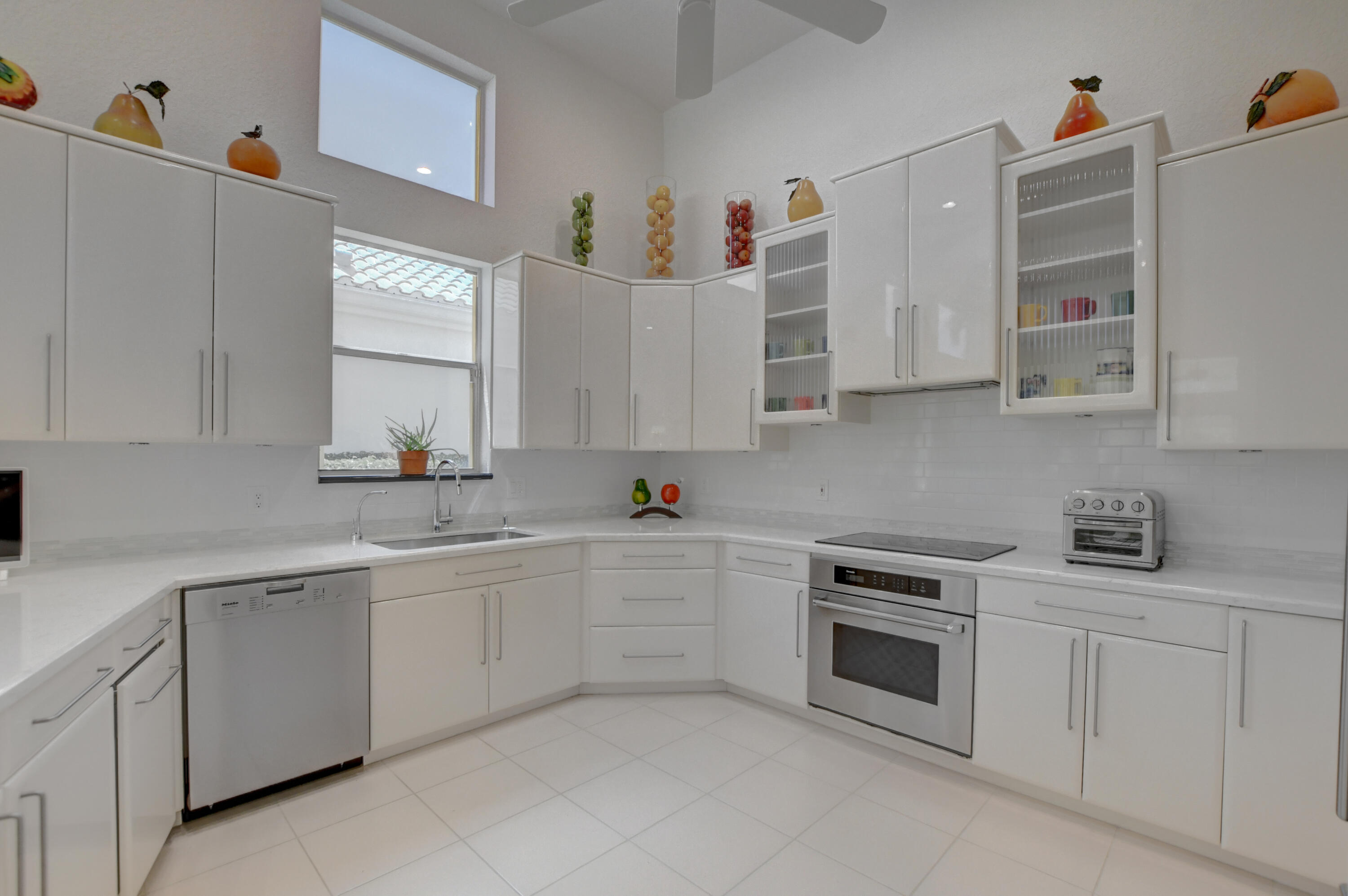 6001 Northwest 24th Terrace Boca Raton, FL 33496 - Photo 14 of 37 Kitchen