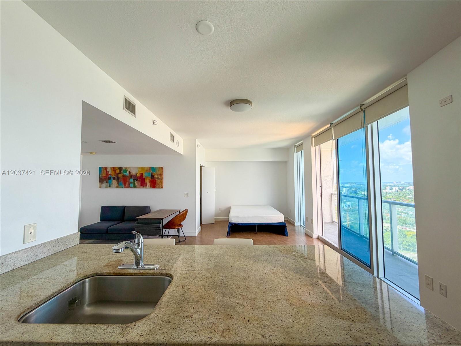 185 Southwest 7th Street, Unit 2900 Miami, FL 33130 - Photo 19 of 37