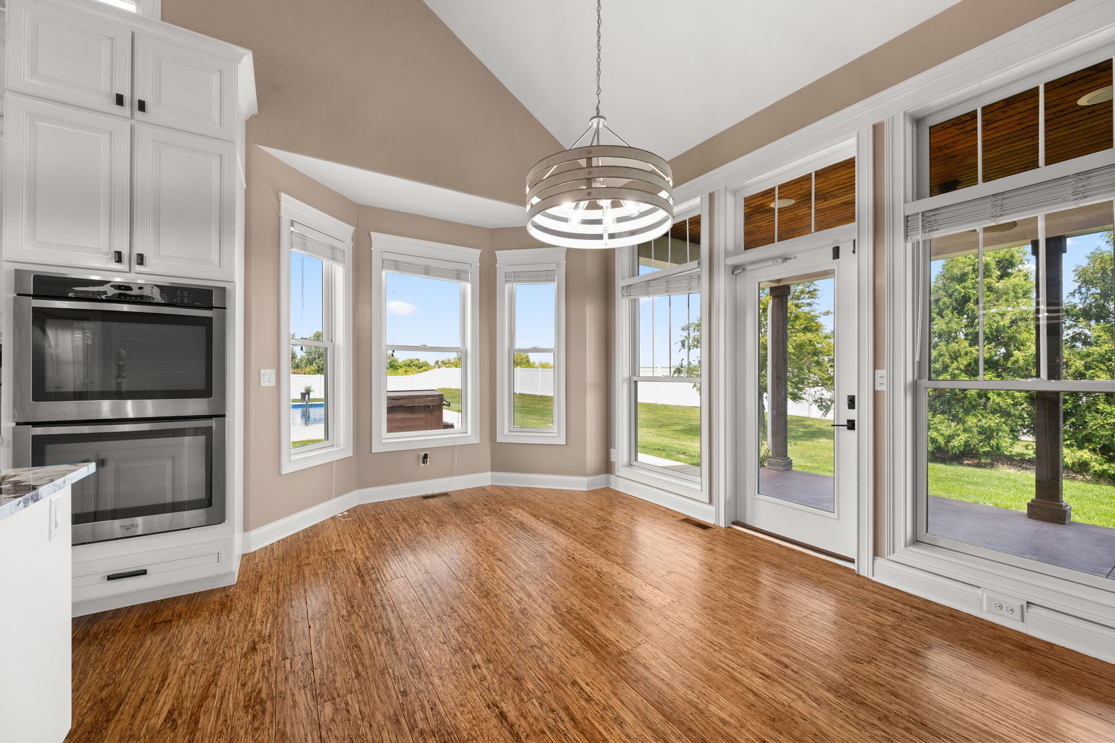 657 Brighton Way Sycamore, IL 60178 - Photo 15 of 64