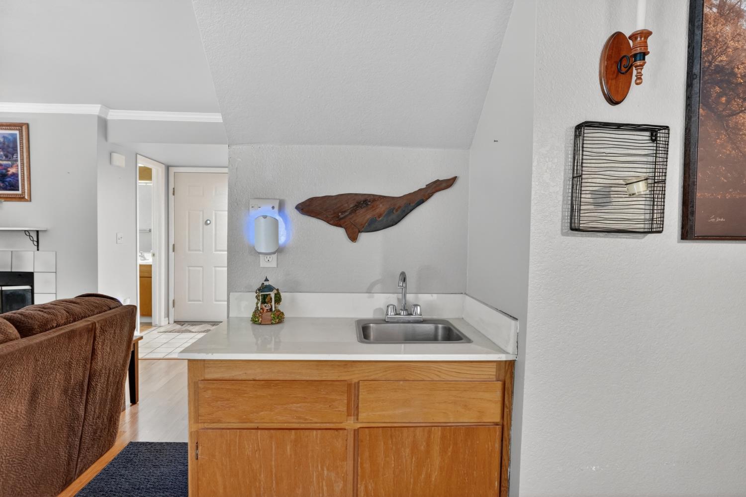 6740 Calvine Road Sacramento, CA 95823 - Photo 12 of 36